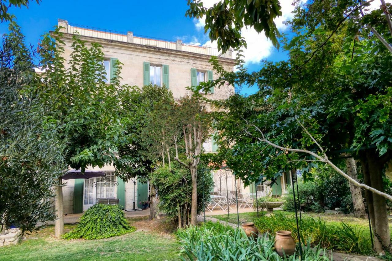 Au Saint Roch - Hôtel et Jardin Avignon Exterior foto